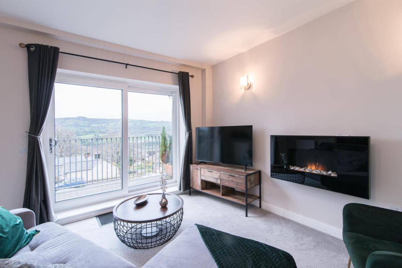 Immaculate 3 Bed House - Stunning Balcony Views Lejlighed Matlock  Eksteriør billede
