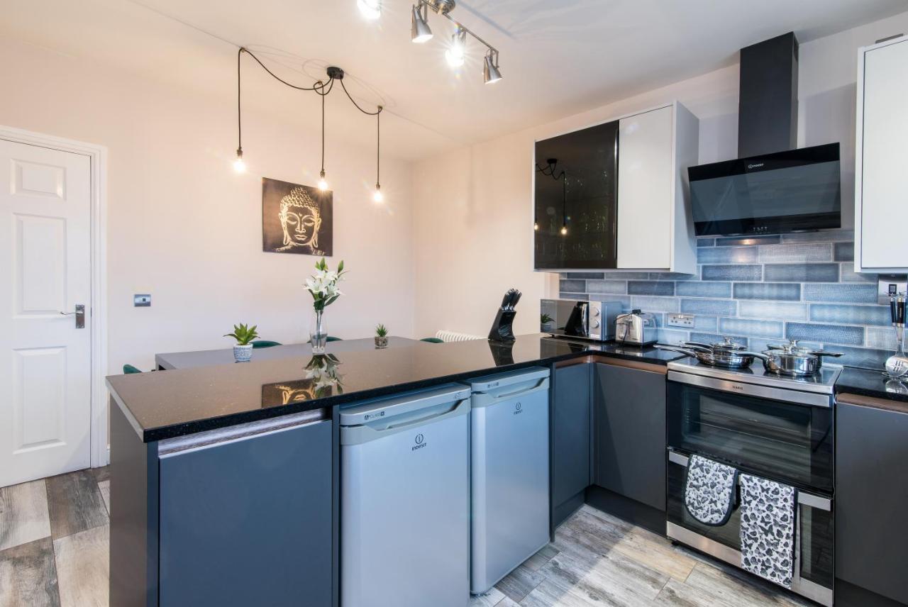 Immaculate 3 Bed House - Stunning Balcony Views Lejlighed Matlock  Eksteriør billede