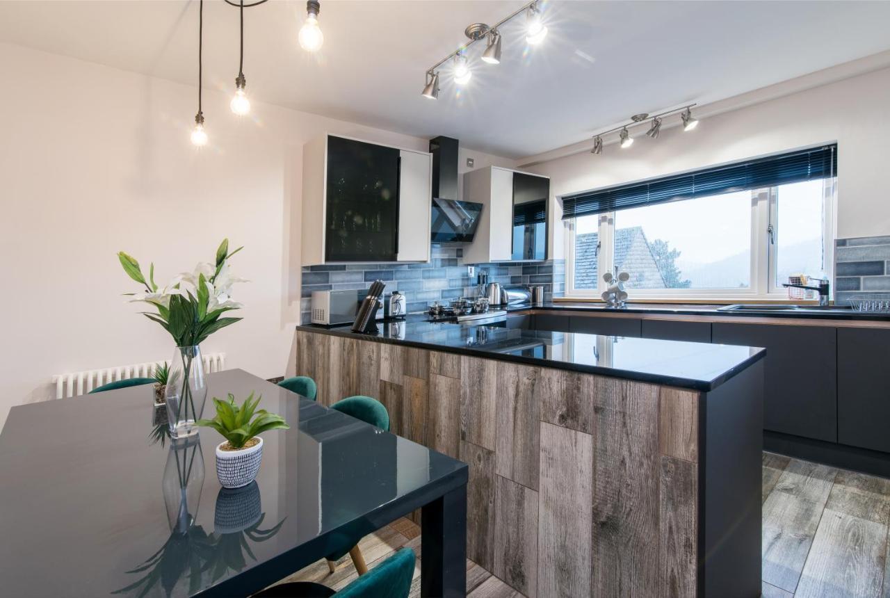 Immaculate 3 Bed House - Stunning Balcony Views Lejlighed Matlock  Eksteriør billede