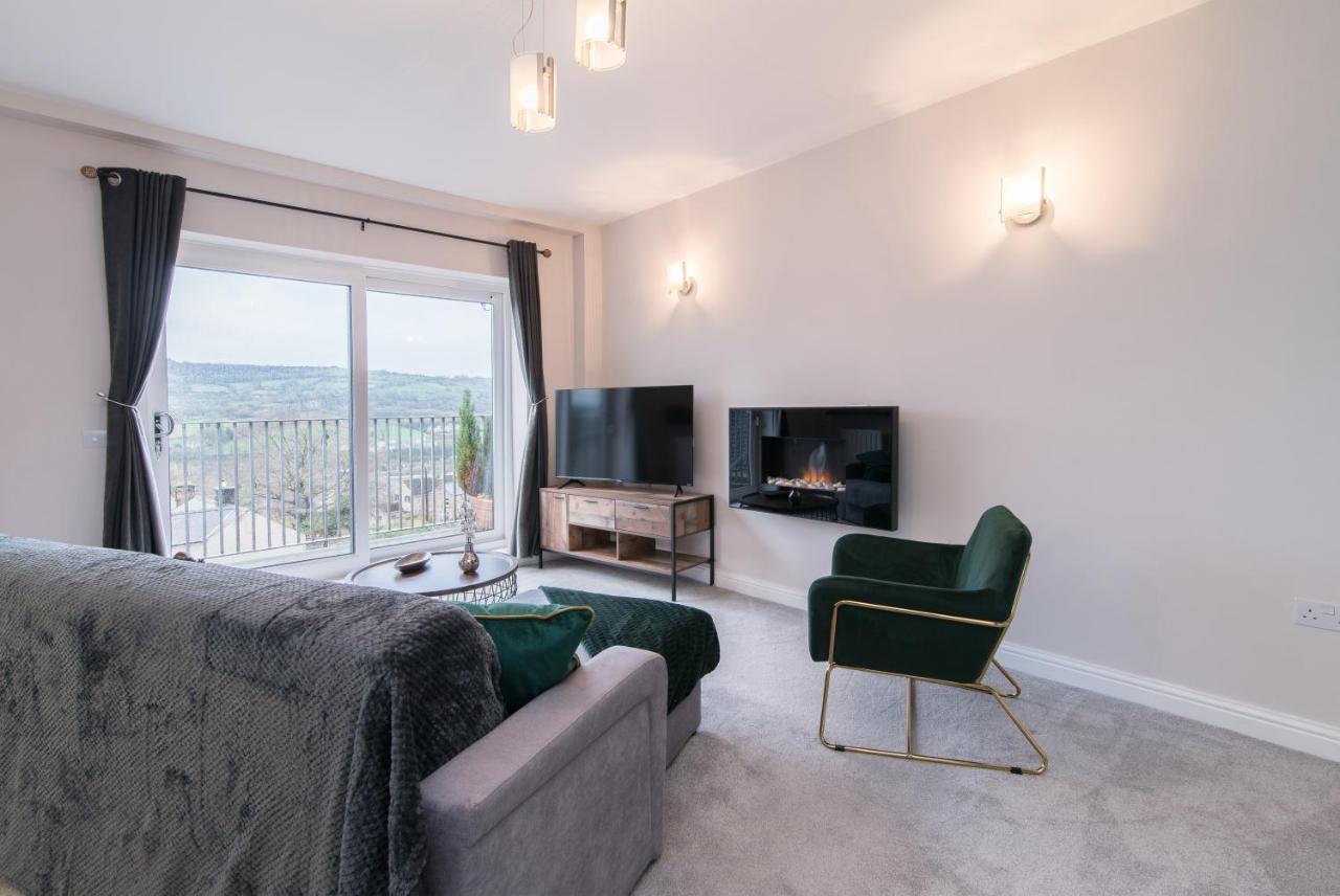 Immaculate 3 Bed House - Stunning Balcony Views Lejlighed Matlock  Eksteriør billede